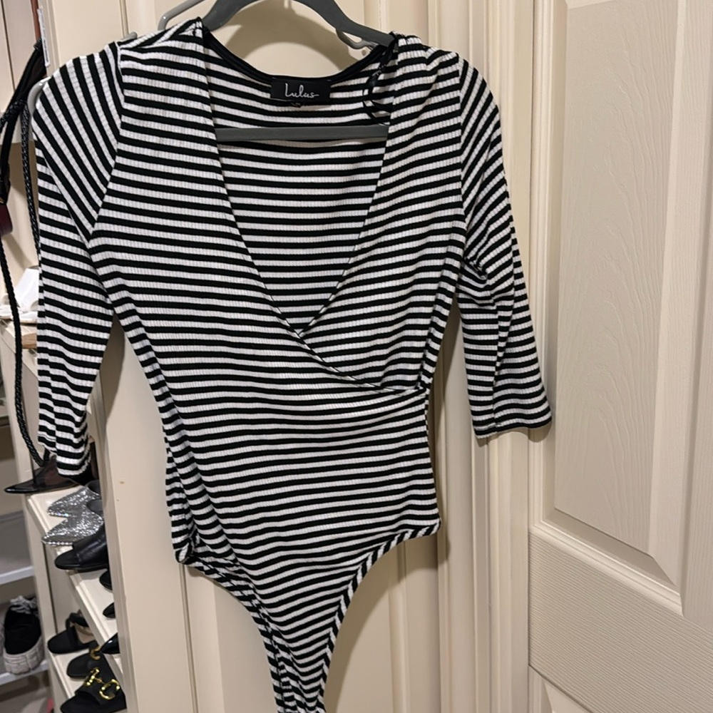 V-neck body suit